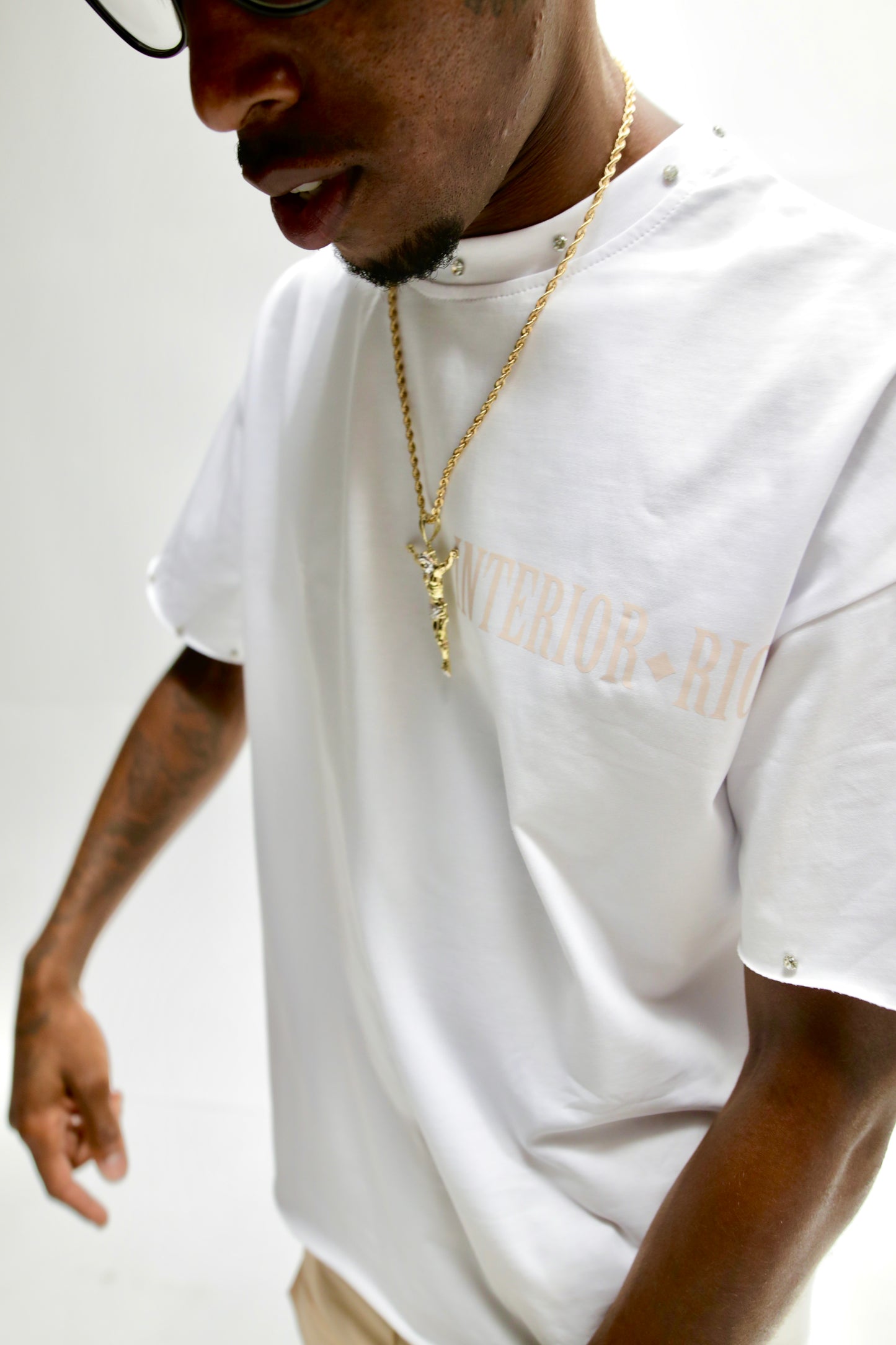 Interior Rich “Iconic IRC” Stone-Set Raw-Hem T-Shirt