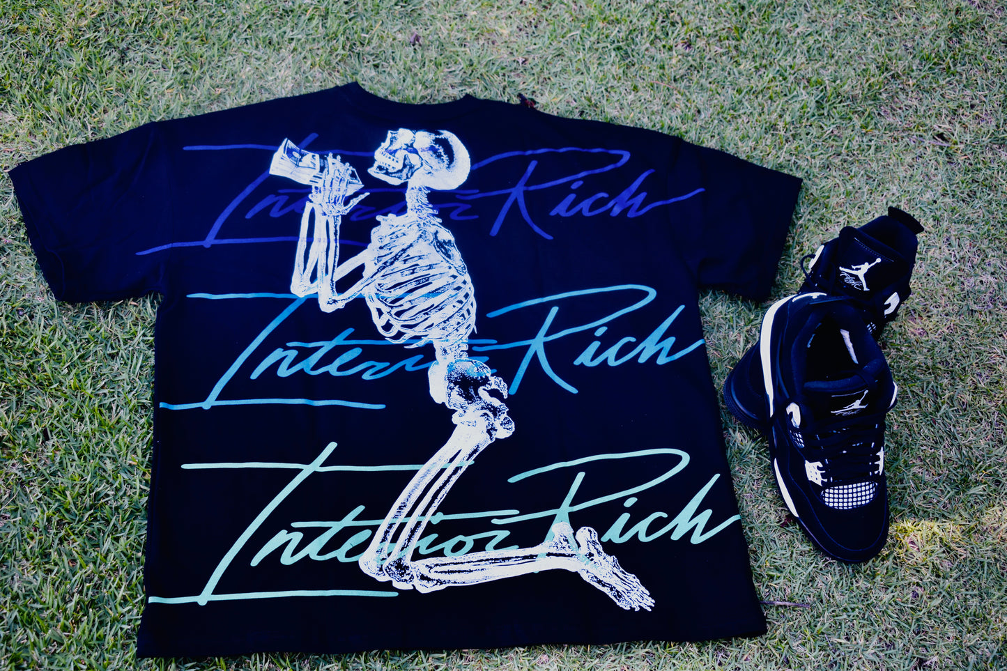 Interior Rich Cursive T-shirt