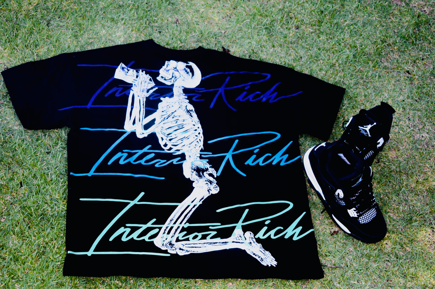 Interior Rich Cursive T-shirt