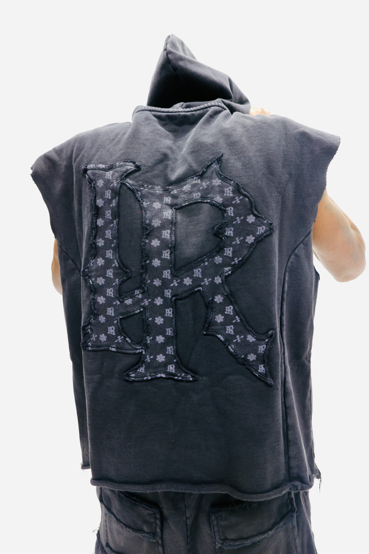 Interior Rich™ Monogram Sleeveless Cargo Set